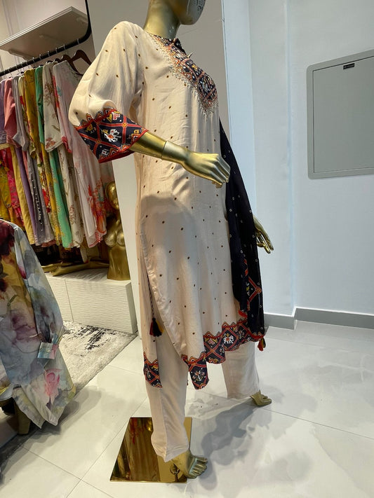 Cream Floral Print Women Co-Ord Set