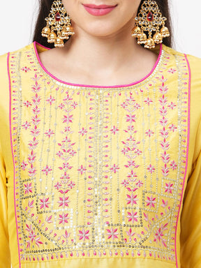 Yellow Silk Blend Ethnic Kurta With Contrast Pink Intricate Embroidery