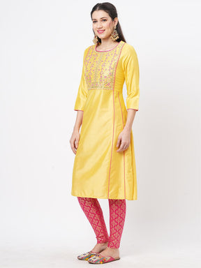 Yellow Silk Blend Ethnic Kurta With Contrast Pink Intricate Embroidery