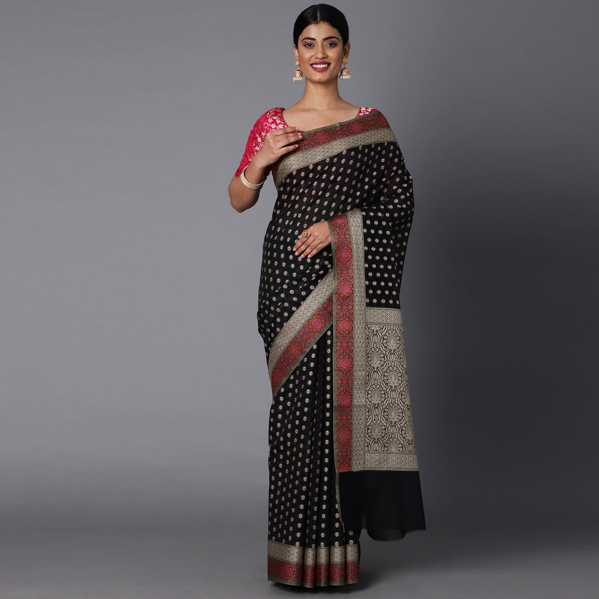 Featuring A Sheer Beautiful Saree Highlighted With Intricated Jacquard Design