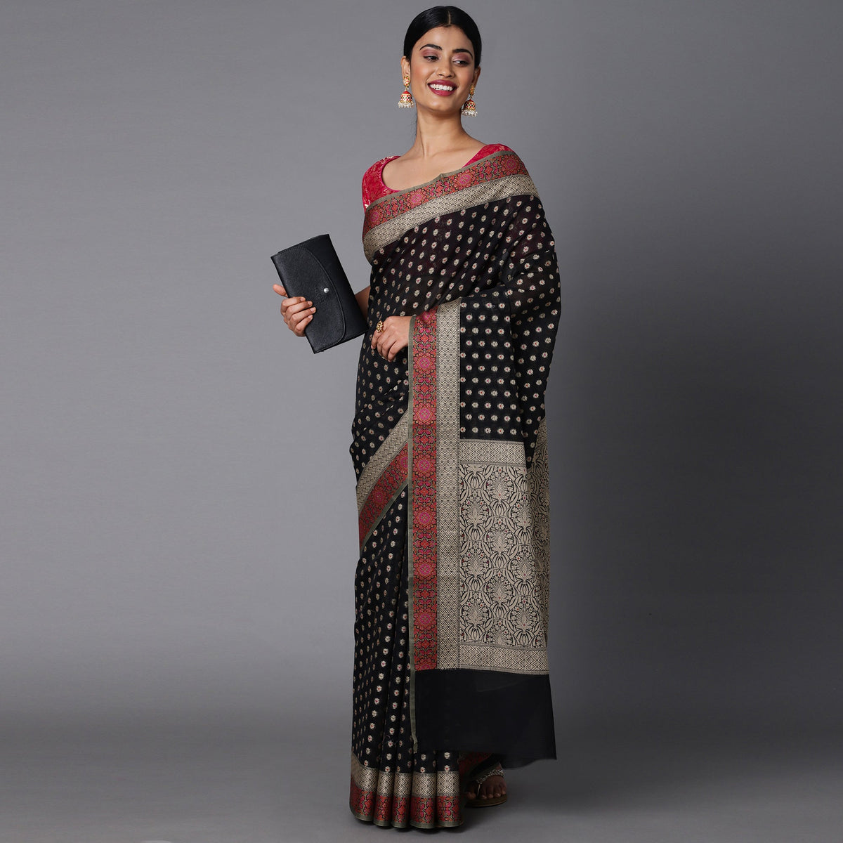 Featuring A Sheer Beautiful Saree Highlighted With Intricated Jacquard Design