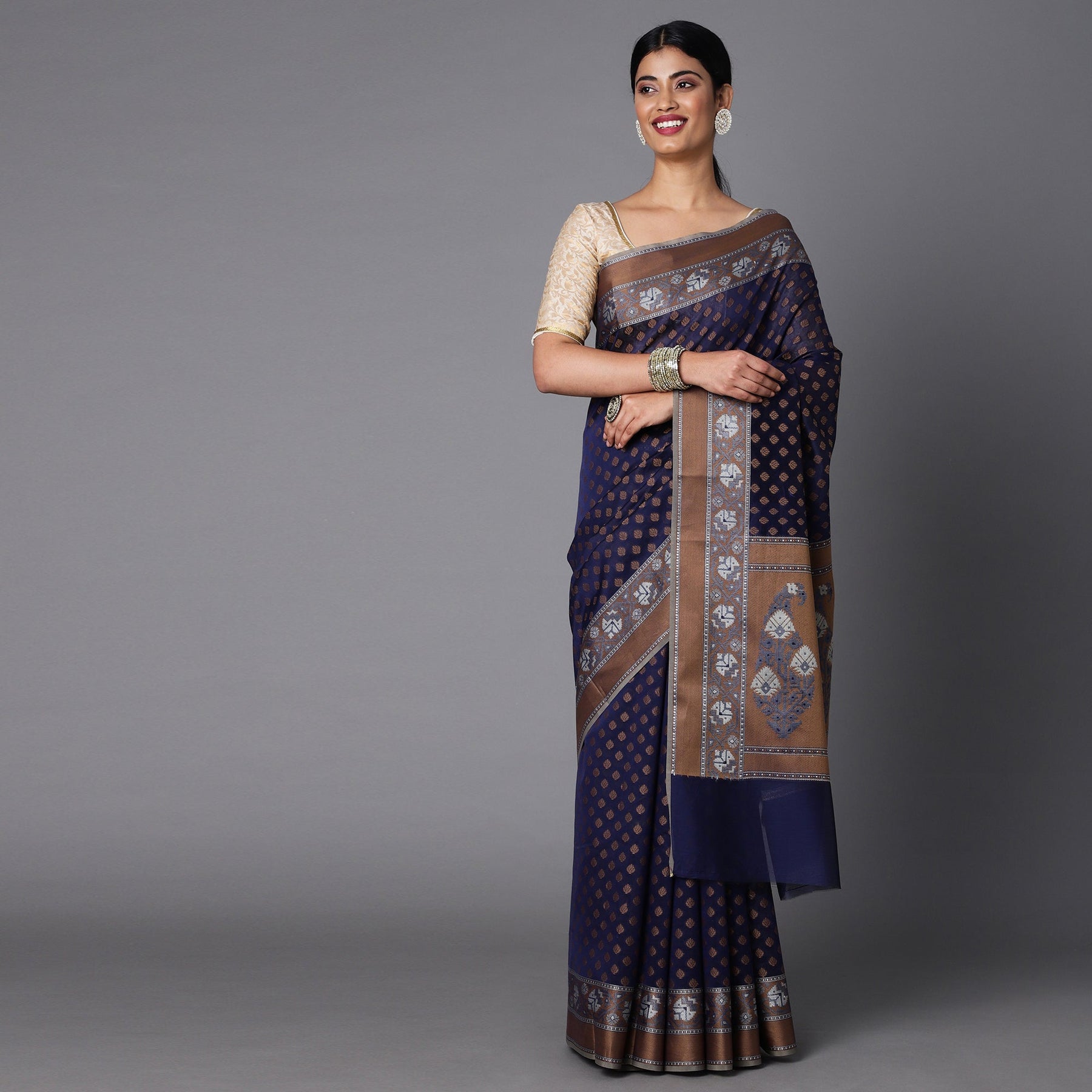 Navy Blue Cotton Blend Contrast Color Jacquard Saree With Copper Highlights