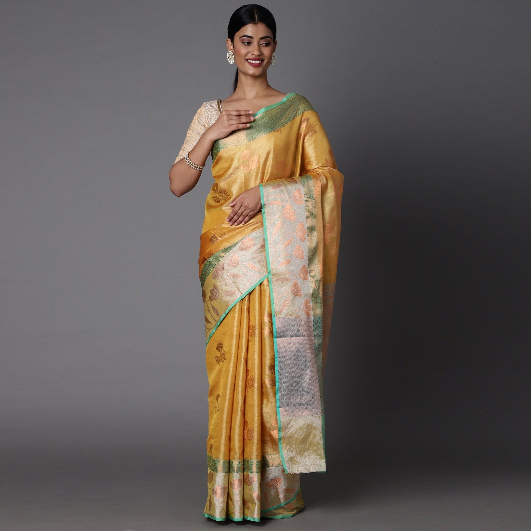 Lemon Chanderi Blend Saree With Bold Motif All Over And Contrast Pallu