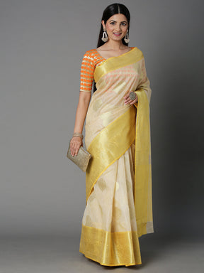 Featuring A Sheer Beautiful Saree Highlighted With Jacquard Broad Border