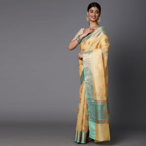 Featuring A Sheer Beautiful Saree Highlighted With Jacquard Broad Border