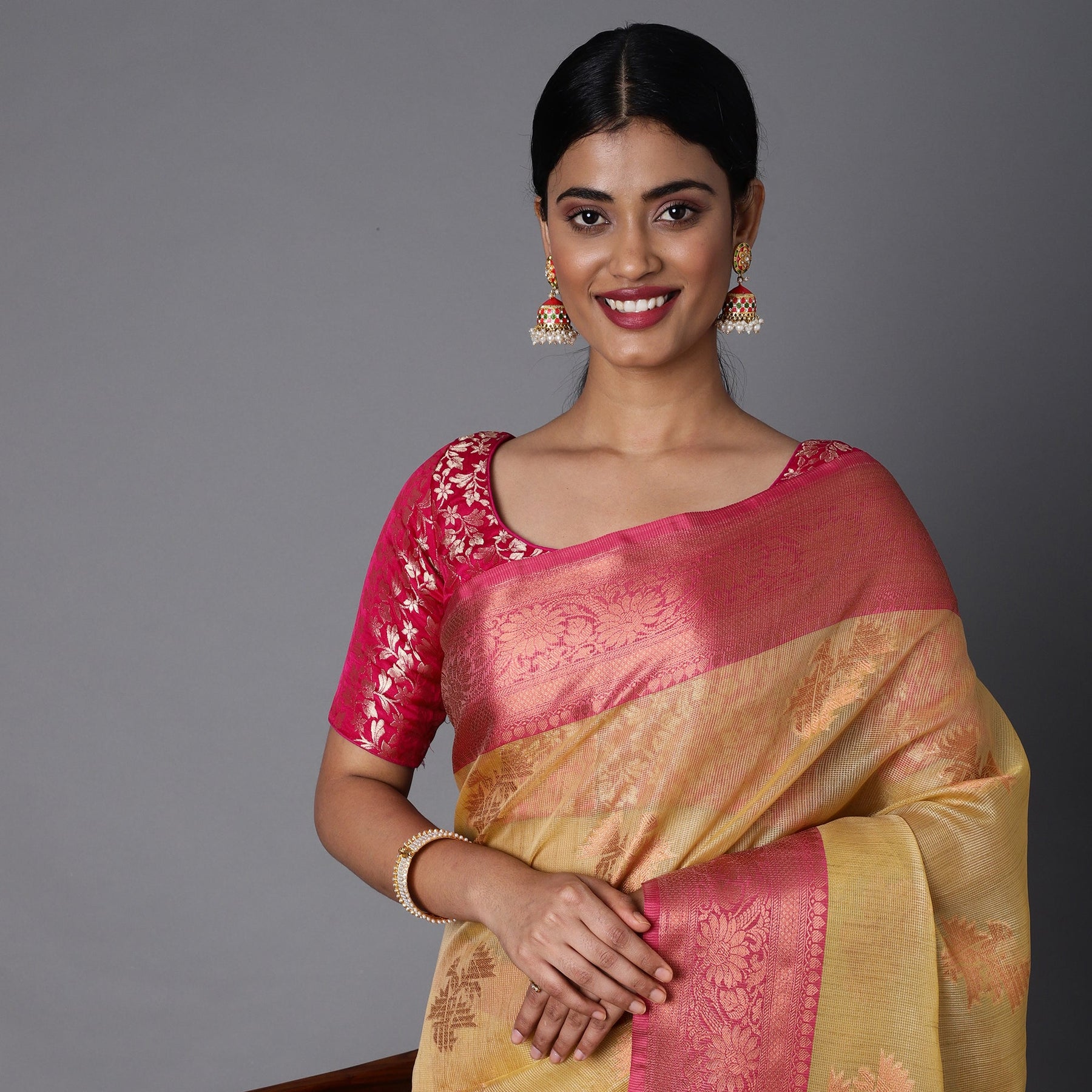 Featuring A Sheer Beautiful Saree Highlighted With Contrast Jacquard Broad Border