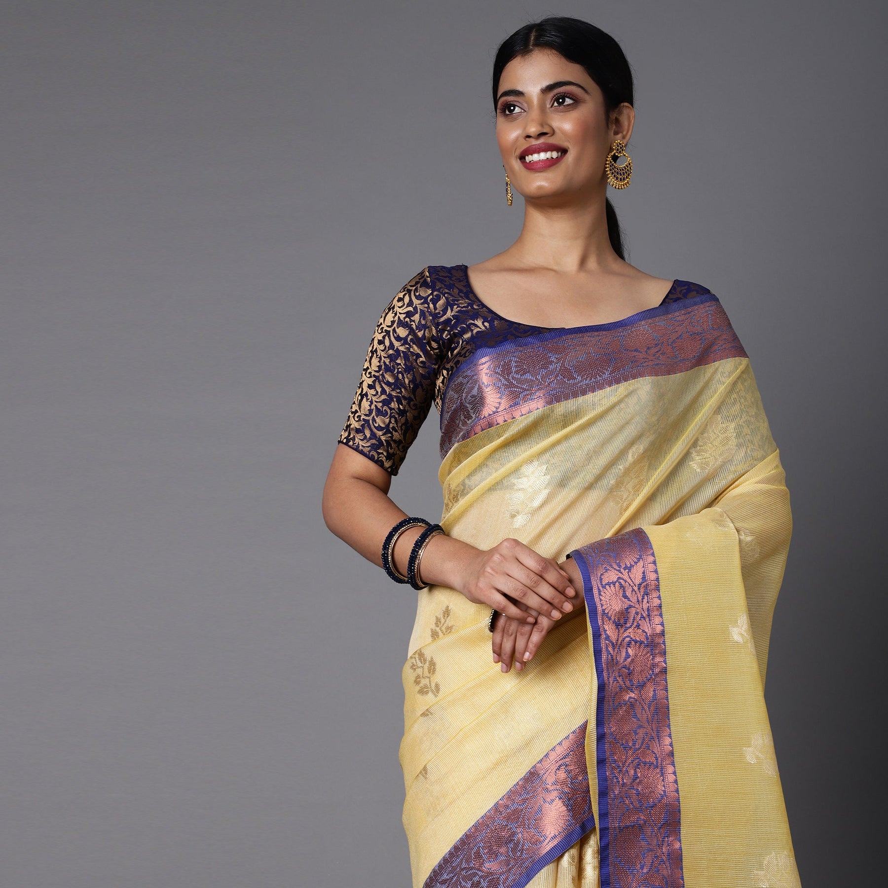 Featuring A Sheer Beautiful Saree Highlighted With Contrast Jacquard Broad Border