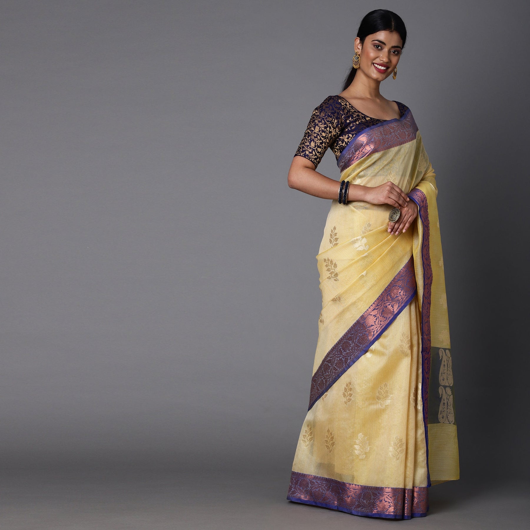 Featuring A Sheer Beautiful Saree Highlighted With Contrast Jacquard Broad Border