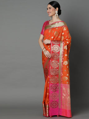 Features A Bold Silk  Blend Saree With Jacquard Ethnic Buttis All Over In Gold