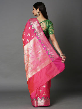 Features A Bold Silk  Blend Saree With Jacquard Ethnic Buttis All Over In Gold