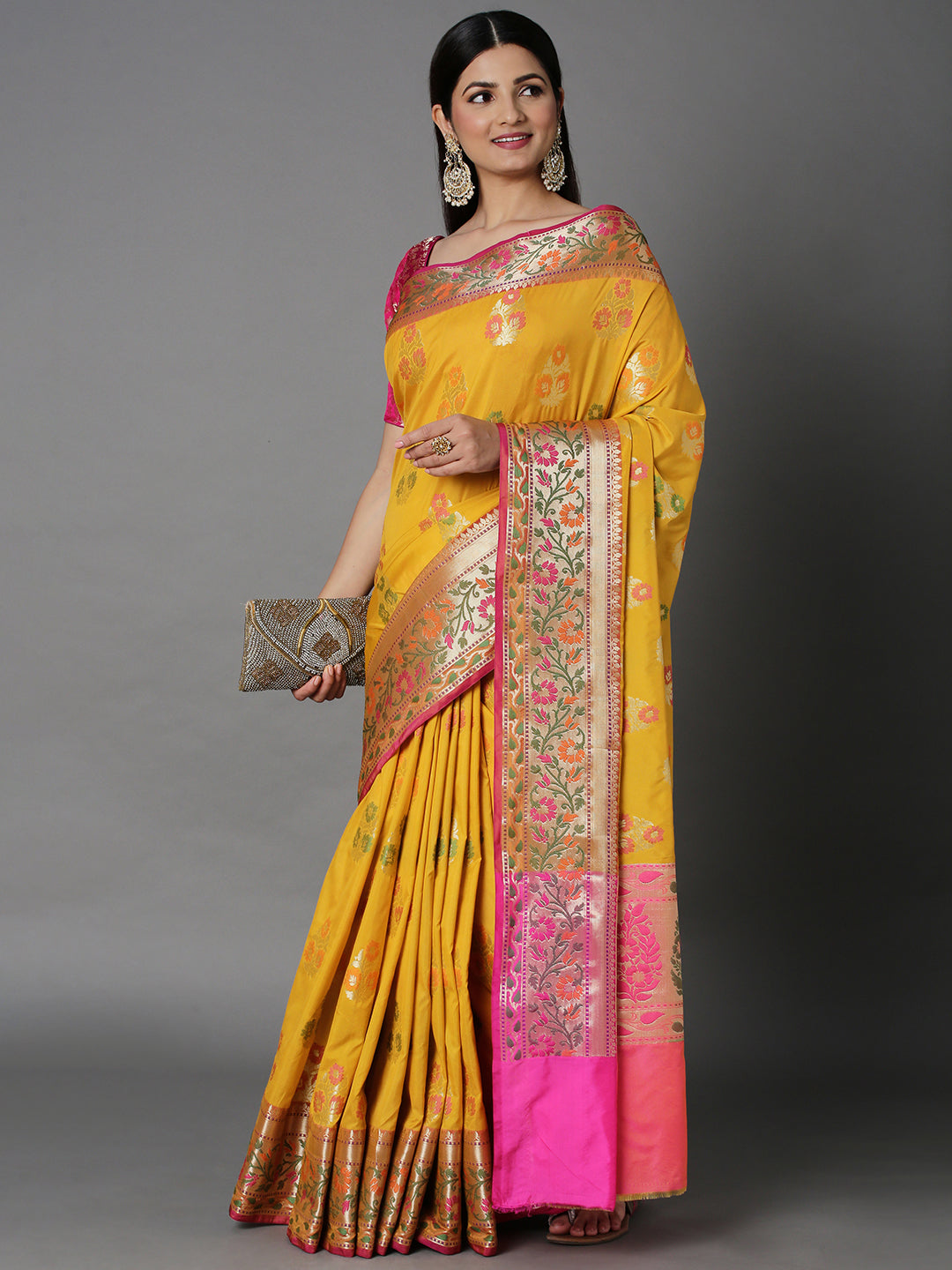 Adorn This Splendid Silk Blend Saree With Floral Motif All Over