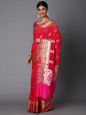 Adorn This Splendid Silk Blend Saree With Floral Motif All Over