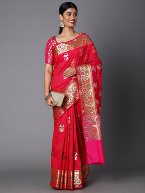 Adorn This Splendid Silk Blend Saree With Floral Motif All Over