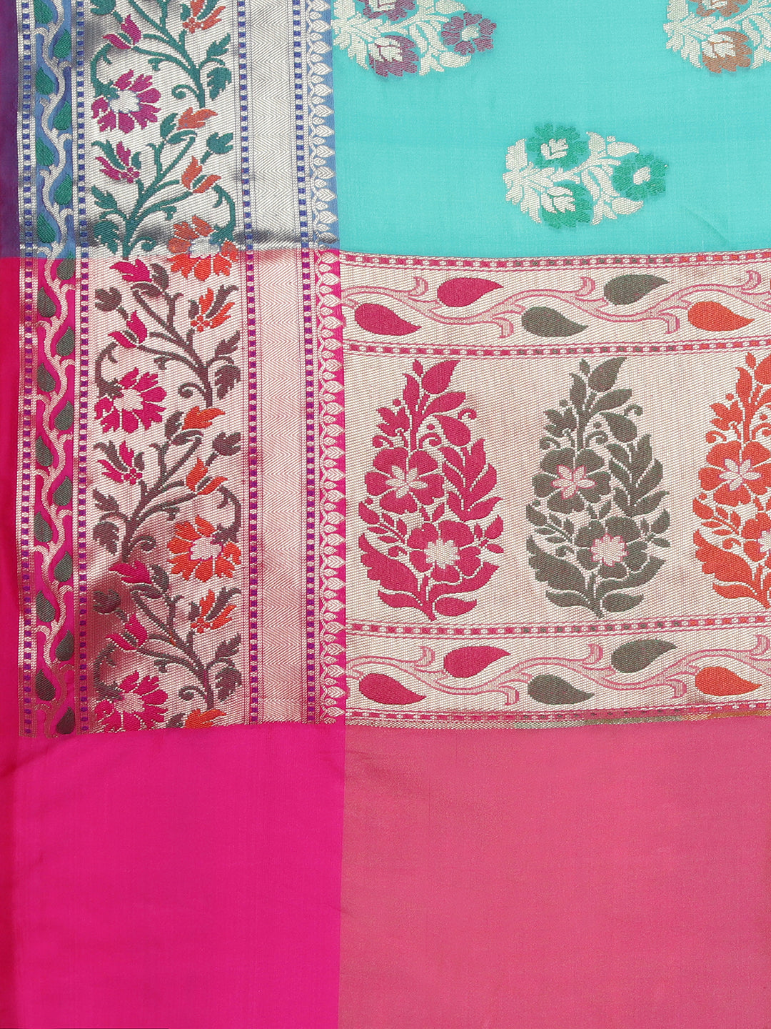 Adorn This Splendid Silk Blend Saree With Floral Motif All Over