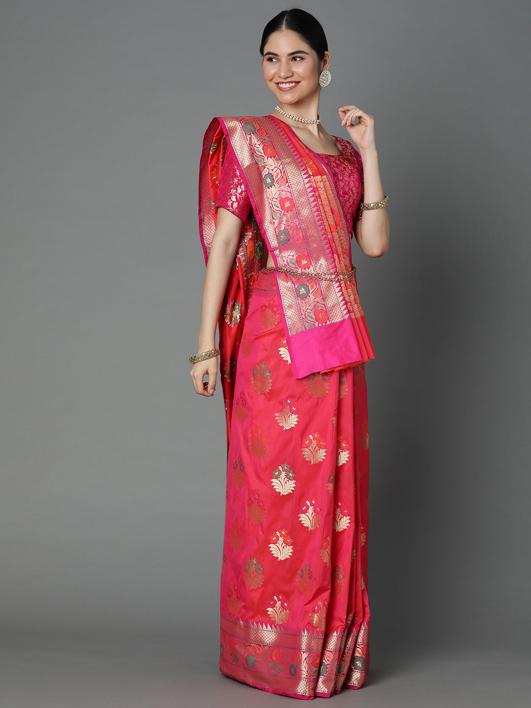 Adorn This Splendid Silk Blend Saree With Multi Color Floral Motif All Over